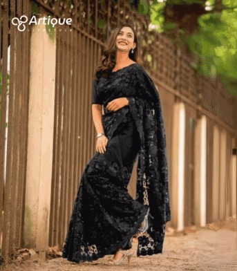 অরিজিনাল চিনিগুঁড়া ফেব্রিক এমব্রয়ডারি করা শাড়ি